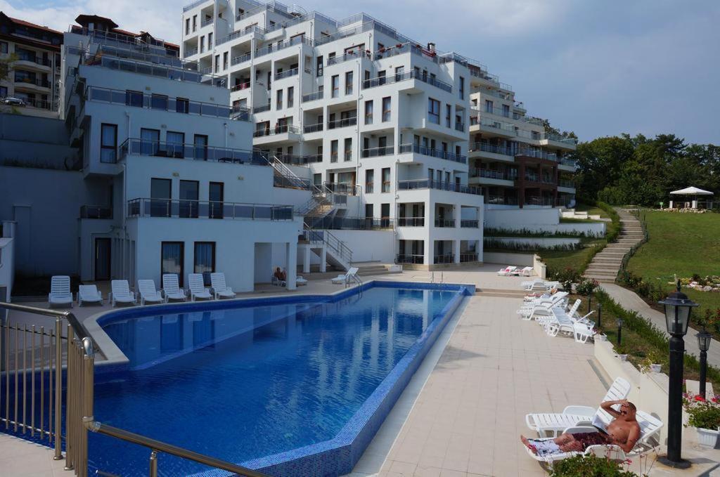 Byala Vista Loreta Apartments Exteriör bild